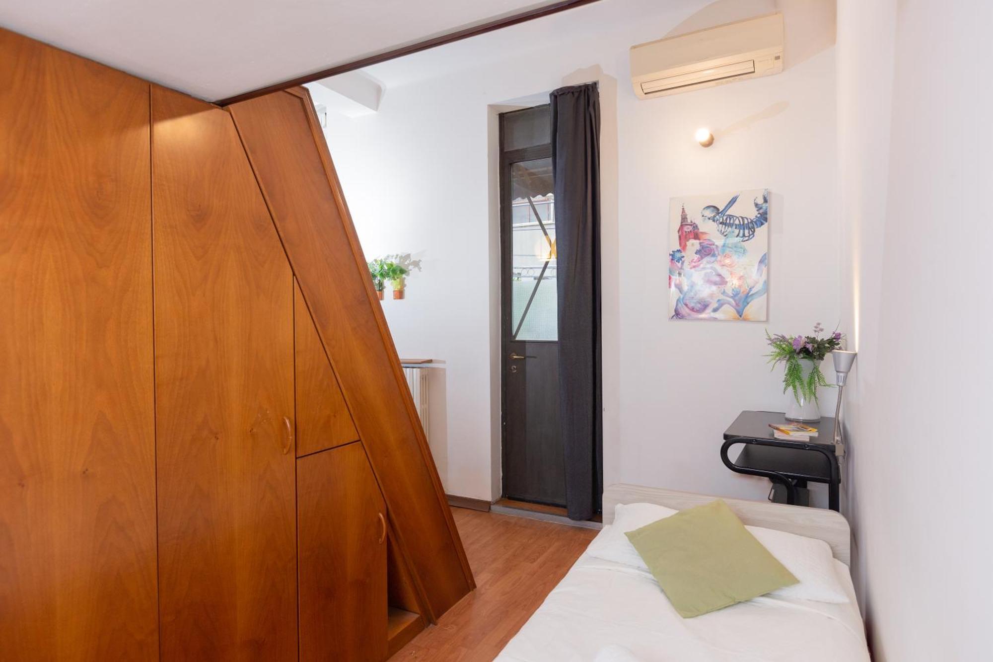 Soft Colors Exclusive Apartment - Navigli District - M2 Milan Bagian luar foto